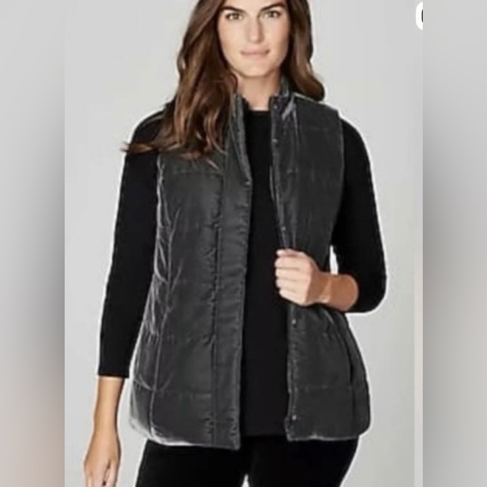 * J Jill velvet Charcoal Fray with Subtle Shimmer Puffer Vest SZ Medium *